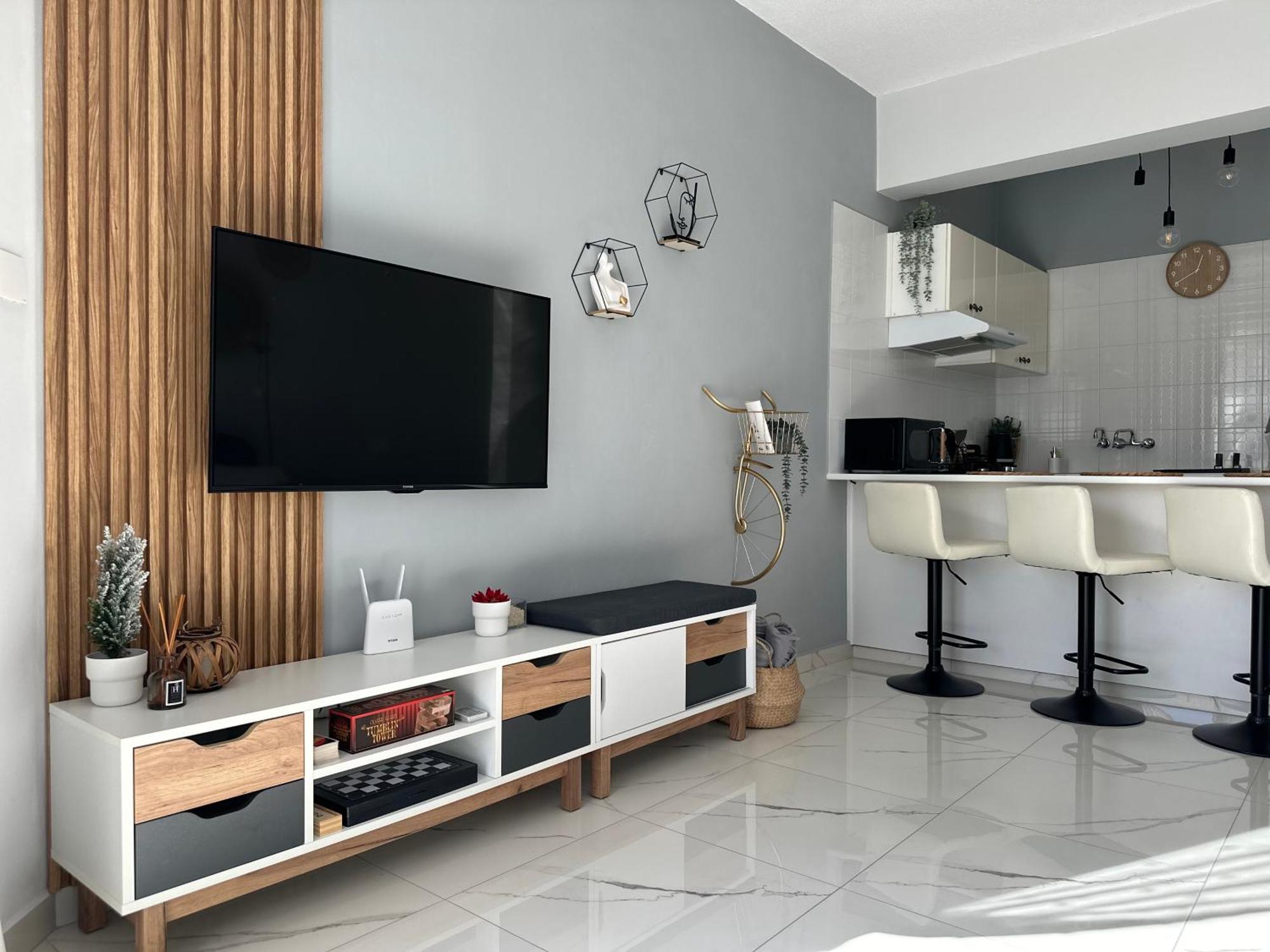 Sea View Apartment Near The Beach Paphos Exterior foto